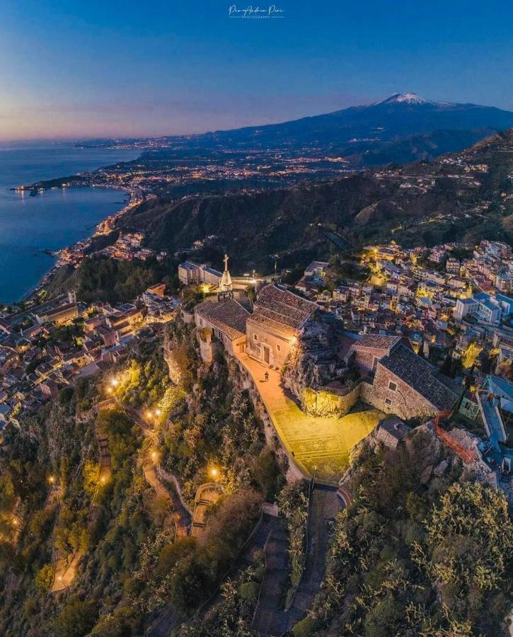 Sebastian House Casa Vacanze Giardini Naxos Dış mekan fotoğraf